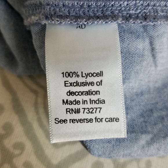 Lauren Conrad Chambray Blue Denim Blouse - Picture 12 of 13